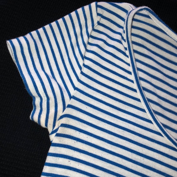 *SOLD! Crop top - Picture 3 of 4